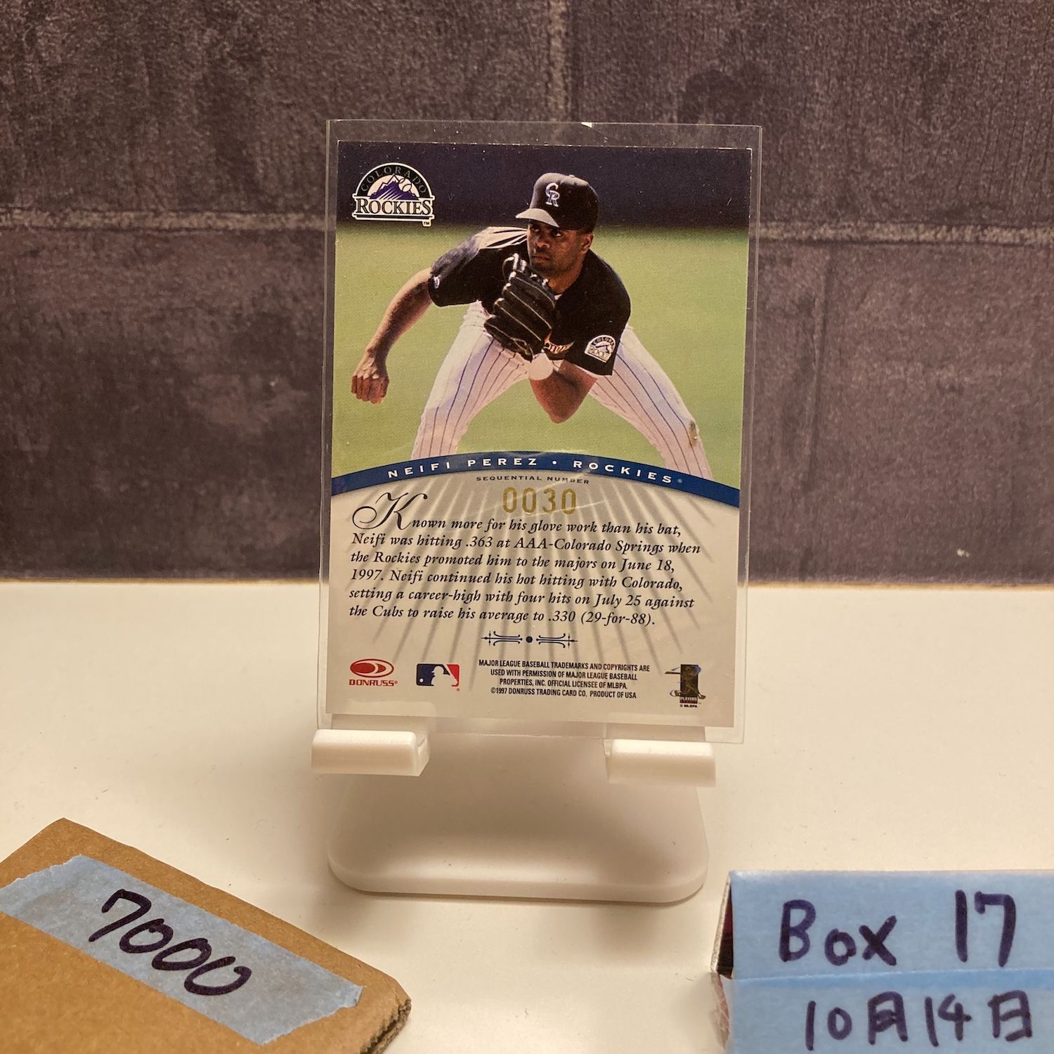 1997 Donruss Signature Series Neifi Perez 直筆サインカード