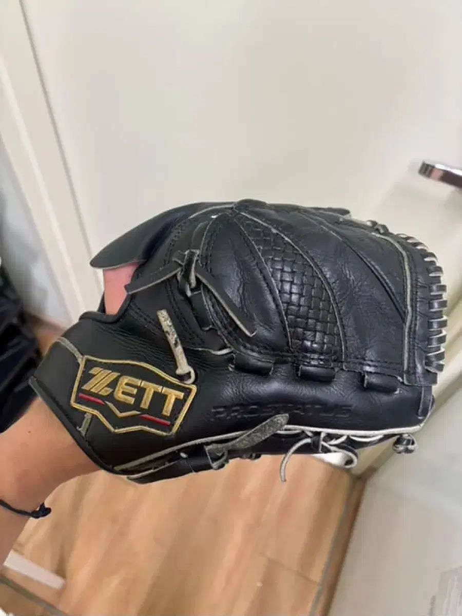 ZETT ゼット 黒色 野球 グローブ