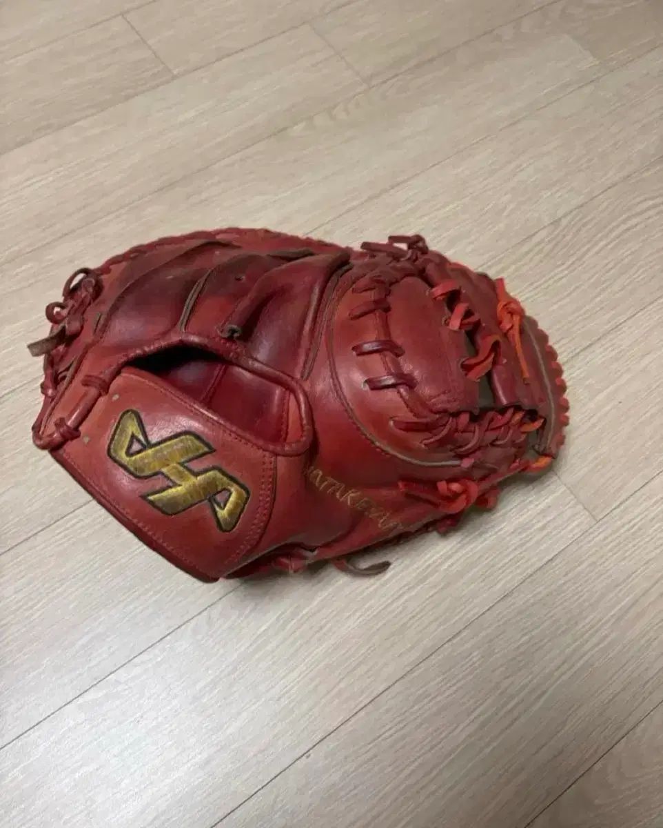 ハタケヤマ m 8 キャッチャーミット パク ドンウォン モデル