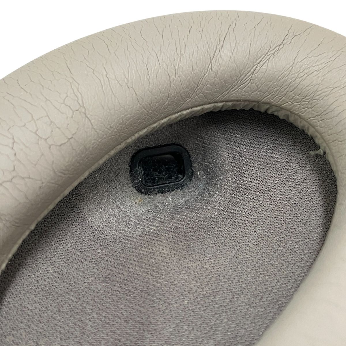 4 ワイヤレスヘッドホン