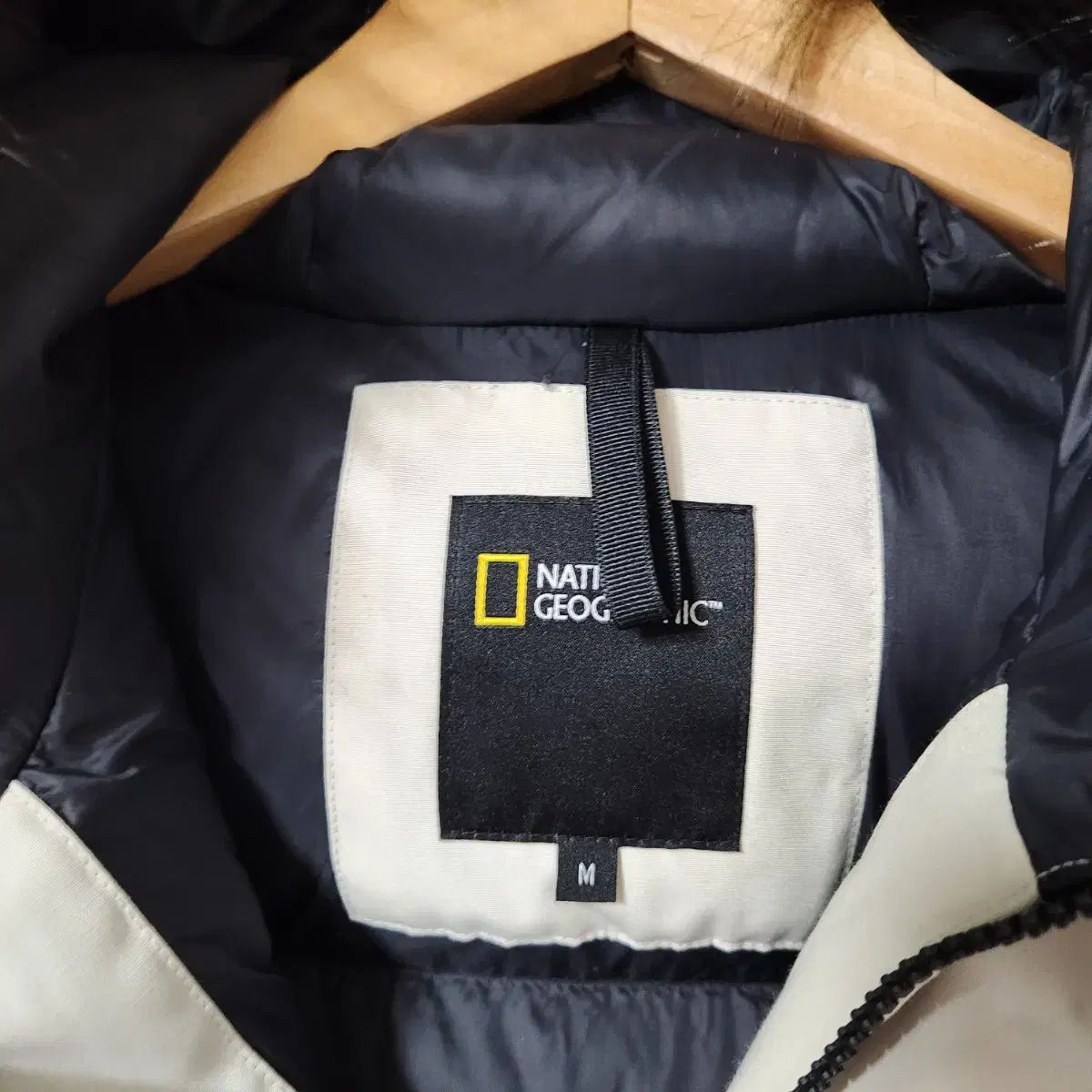 H862 M National Geographic ナショナルジオグラフィック ダウン ユニ