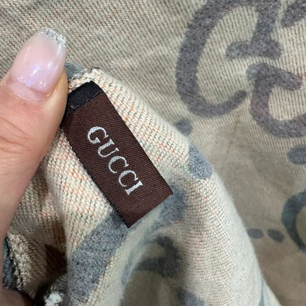 グッチ GG ロゴ ピンク セール マフラー