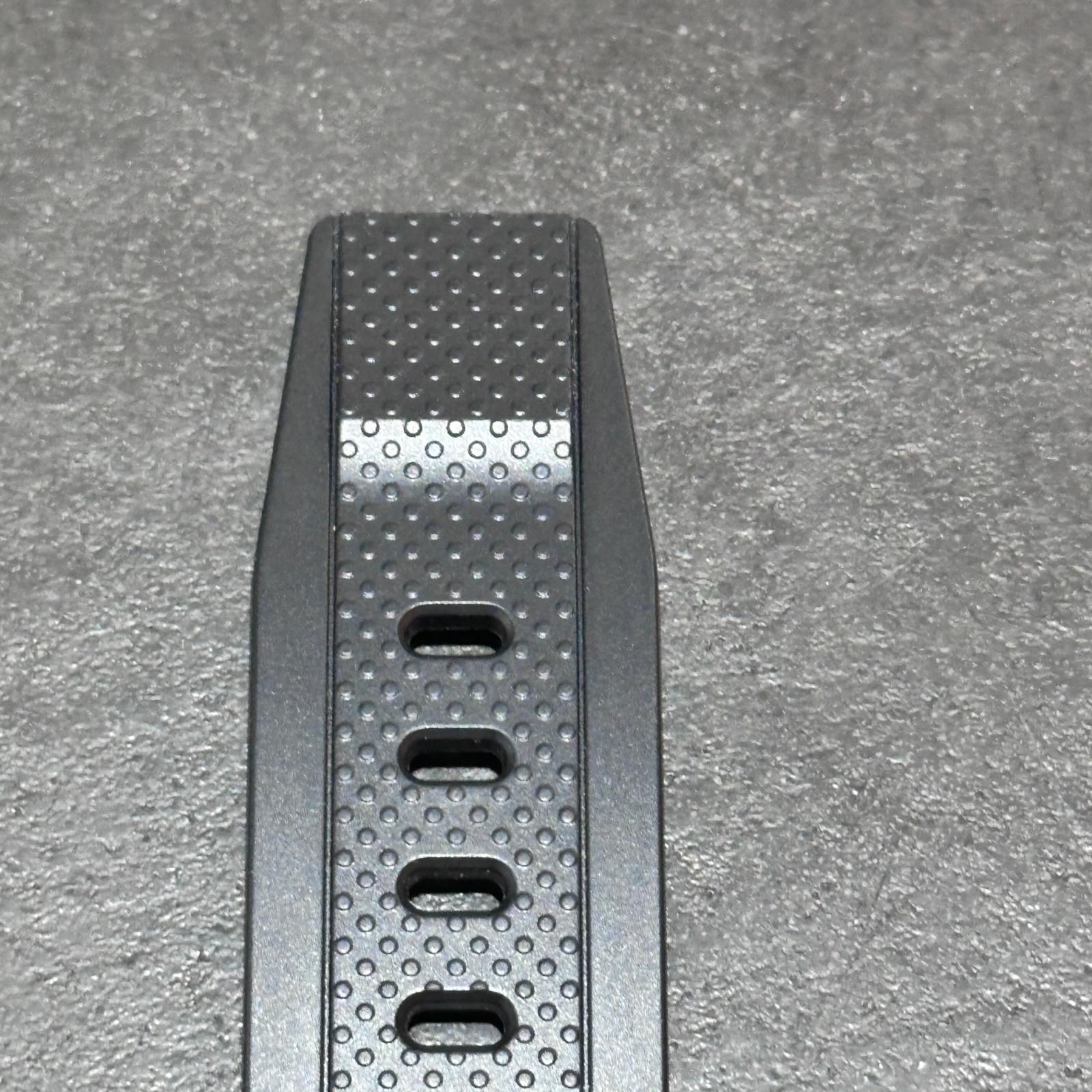  参考上代55000円 CASIO G STEEL GST W 100 Series アナログ腕時計 カシオ 110 MS ブラック 2213 M 腕時計(デジタル) 時計