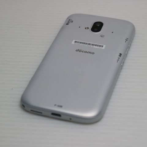 [美品]　らくらくスマートフォン　F-52B　ホワイト docomo らくらくスマートフォン F-52B SiMフリー 23