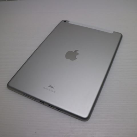 美品 SIMフリー iPad 第8世代 Wi-Fi+Cellular セルラー 32GB シルバー