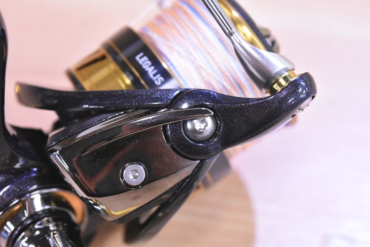 ダイワ 18 レガリス LT 4000D-CXH DAIWA LEGALIS スピニングリール
