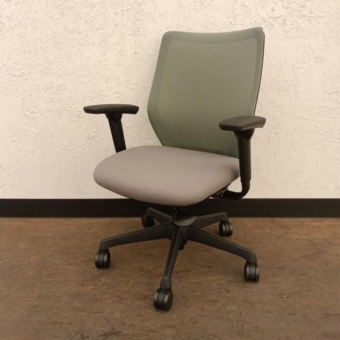オカムラ オフィスチェア 肘あり CG M シージーエム 91 ZR FZK 2 製 グレー メッシュタイプ ナイロンキャスター デスクチェア チェア イス 椅子