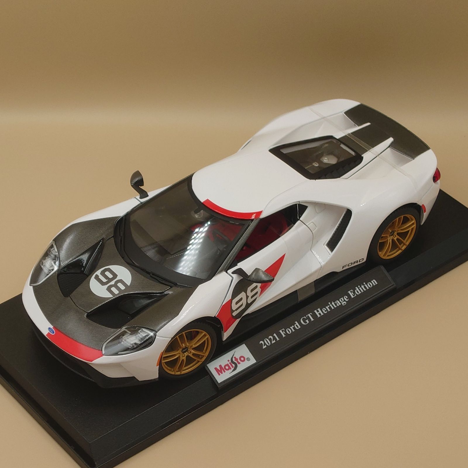 マイストミニカー1 18 1 18 フォードGT 2021 Ford GT Heritage Edition