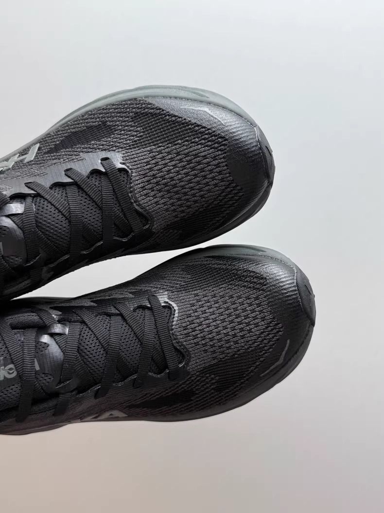 HOKA ONE ホカオネオネ ランニングシューズ ランニング ロード マラソン ランシュー 男女兼用 ブラック