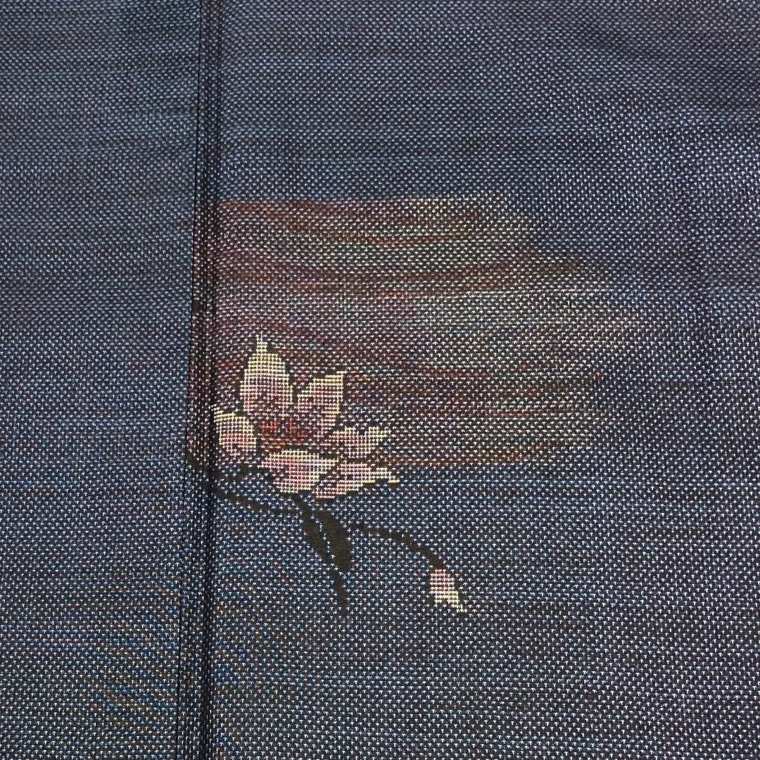 本場大島紬 藍泥染 カタス 7マルキ 花模様 紺鉄色 しつけ糸 K-5212