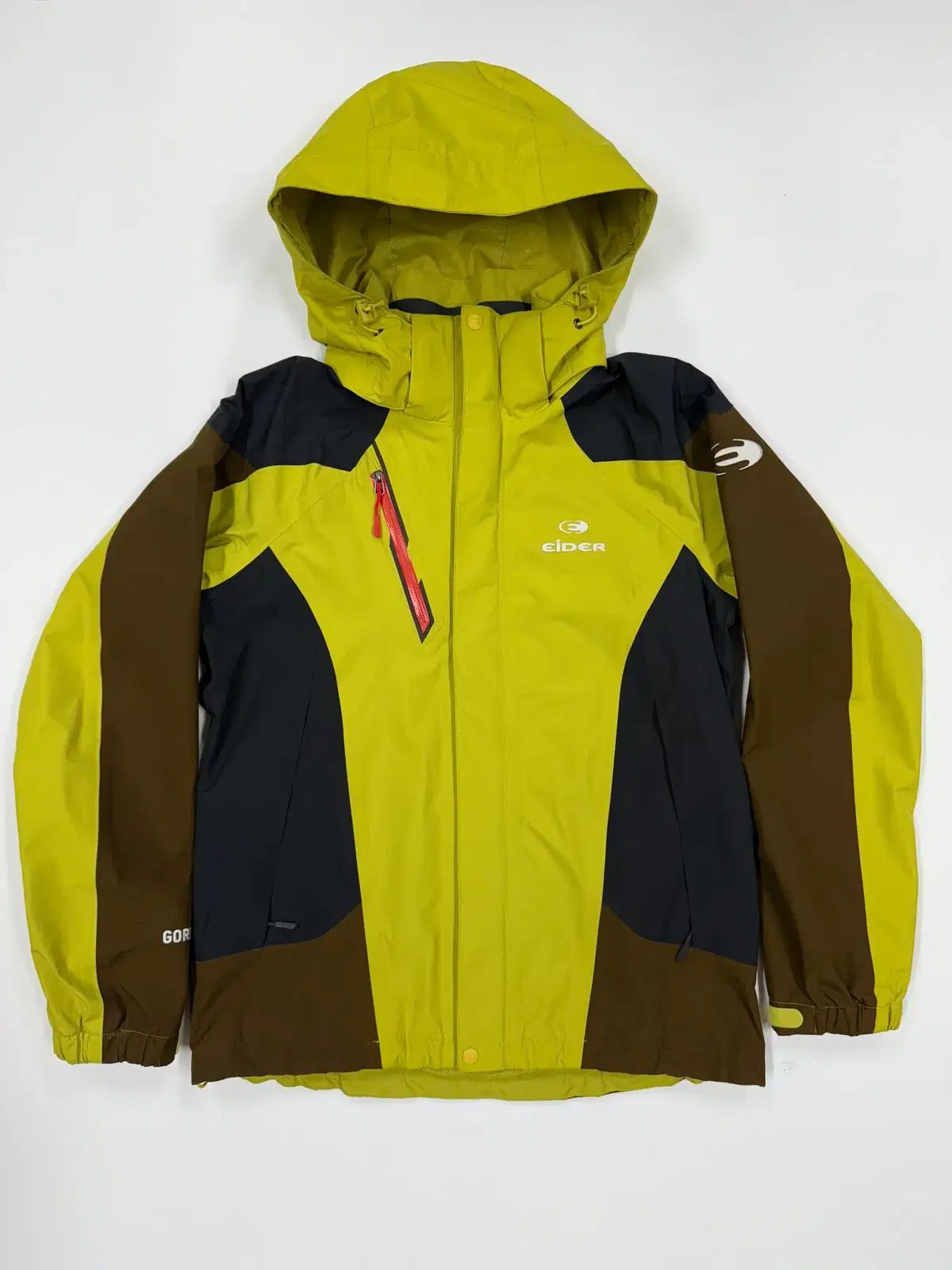 Ⅷ新米 低温低温冷蔵庫保管 令和6年度産 秋田県産 あきたこまち 玄米 30kg