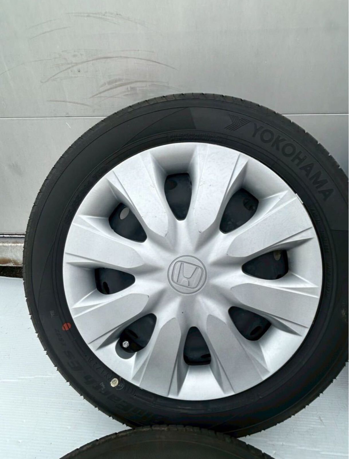 258 212 サマータイヤ ホンダ N BOX WGN 14インチ 155 65 R 14 4 5 J 39 PCD 100 H ヨコハマ ブルーアース 製