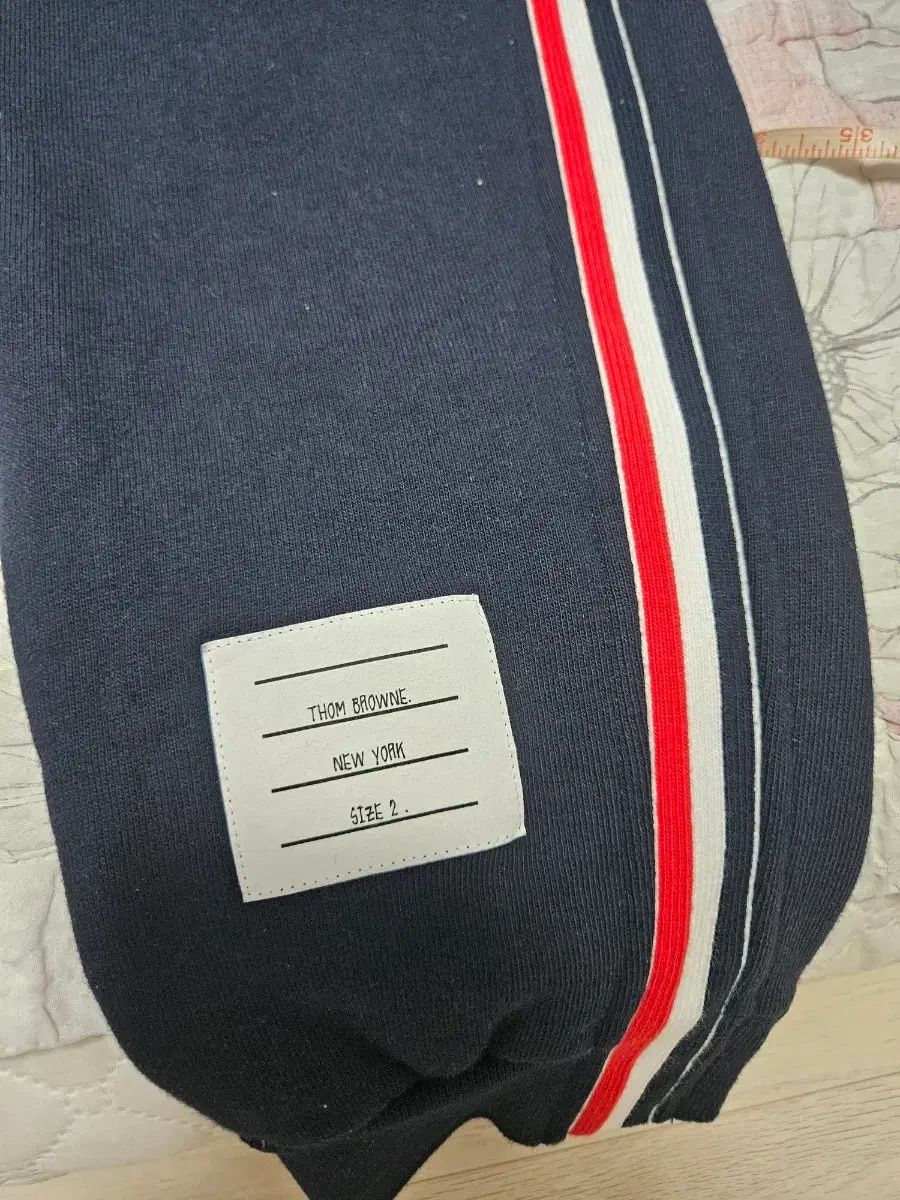 トム ブラウン サイド 3本線 パンツ ネイビー