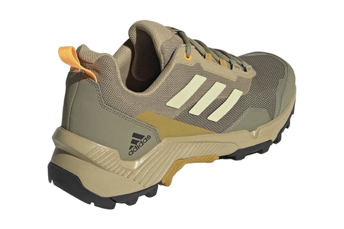 ベージュトーン