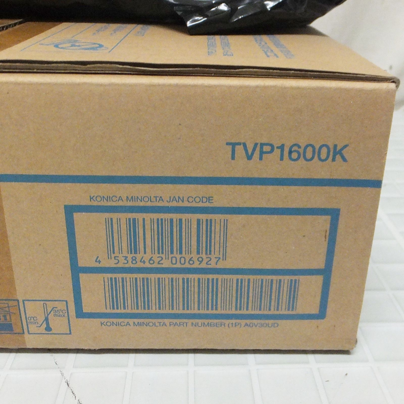 コニカミノルタ