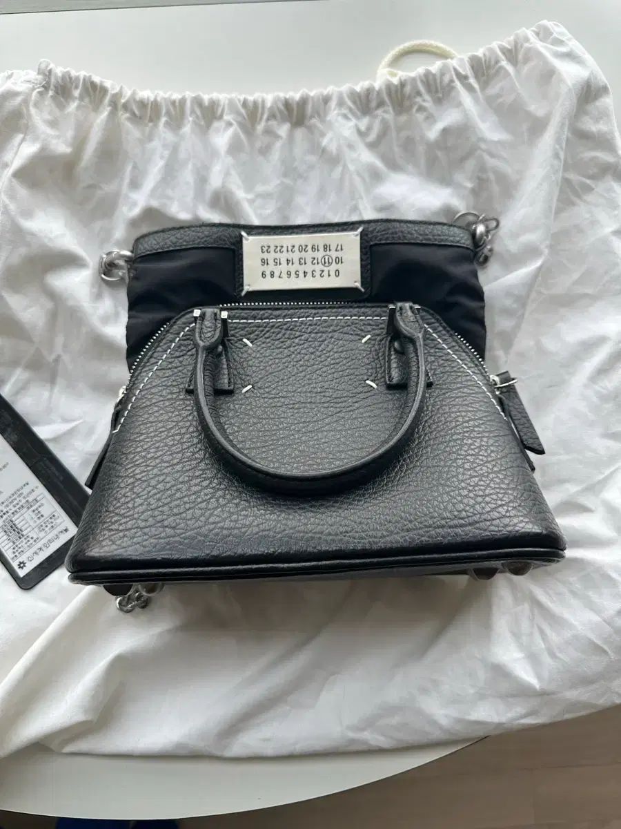 メゾンマルジェラ 5 ac ミニ チェーン ブラック