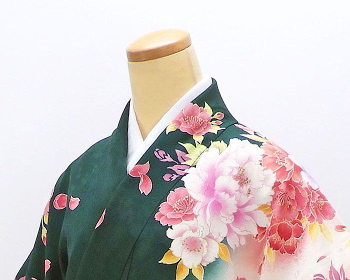 振袖 正絹 吉祥 四季花 身丈169cm 裄丈67.5cm リサイクル 着物