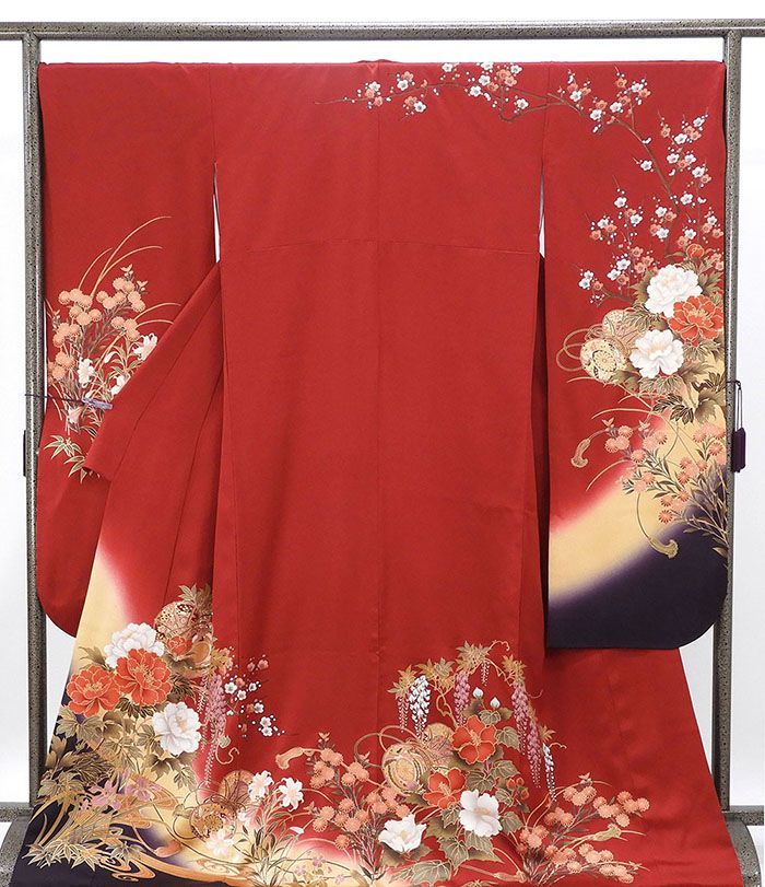 振袖 正絹 四季花 身丈172.5 cm 裄丈69.5 リサイクル 着物 フォーマル 成人式 e 4138