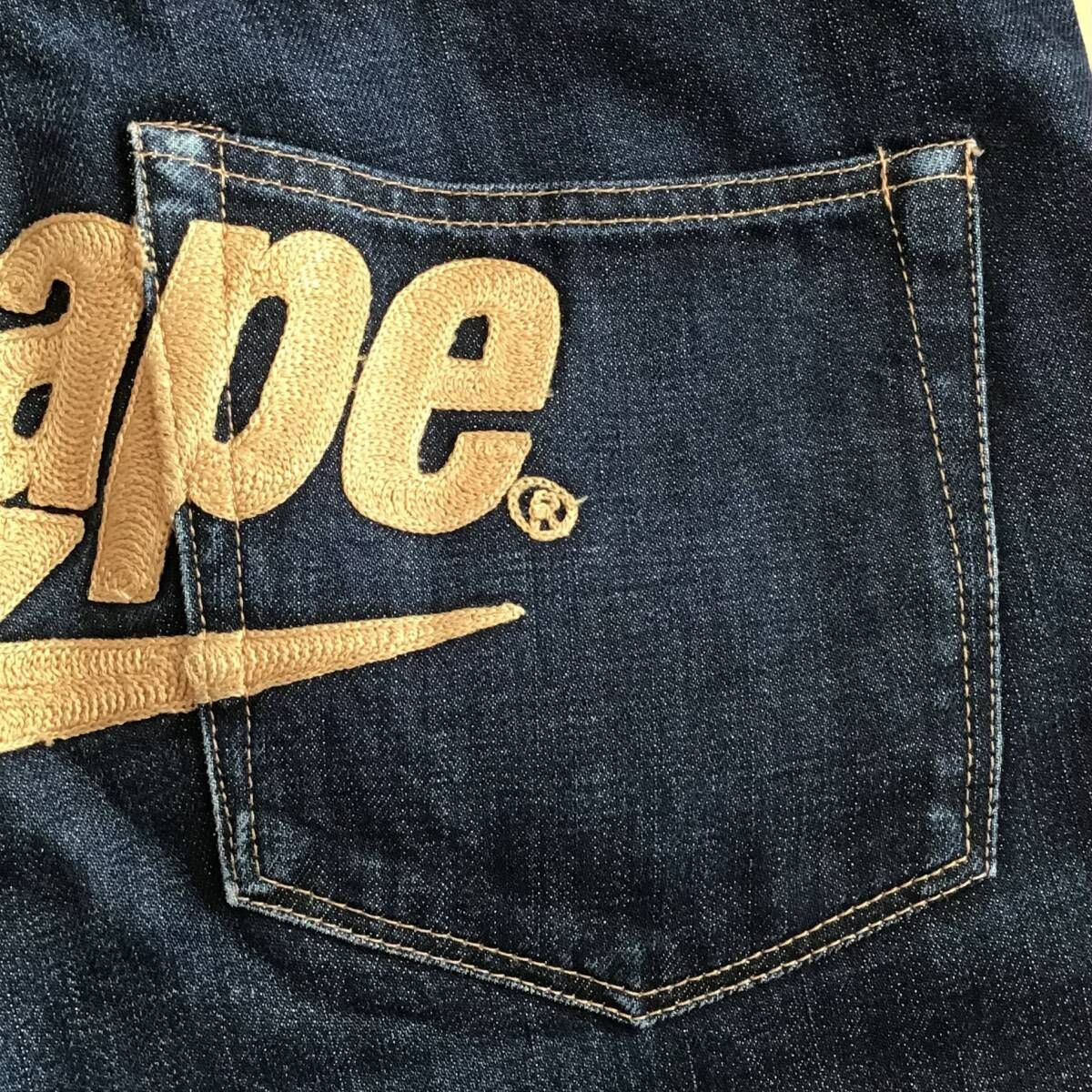 BAPESTA 刺繍 デニム パンツ Mサイズ a bathing ape star BAPE sta