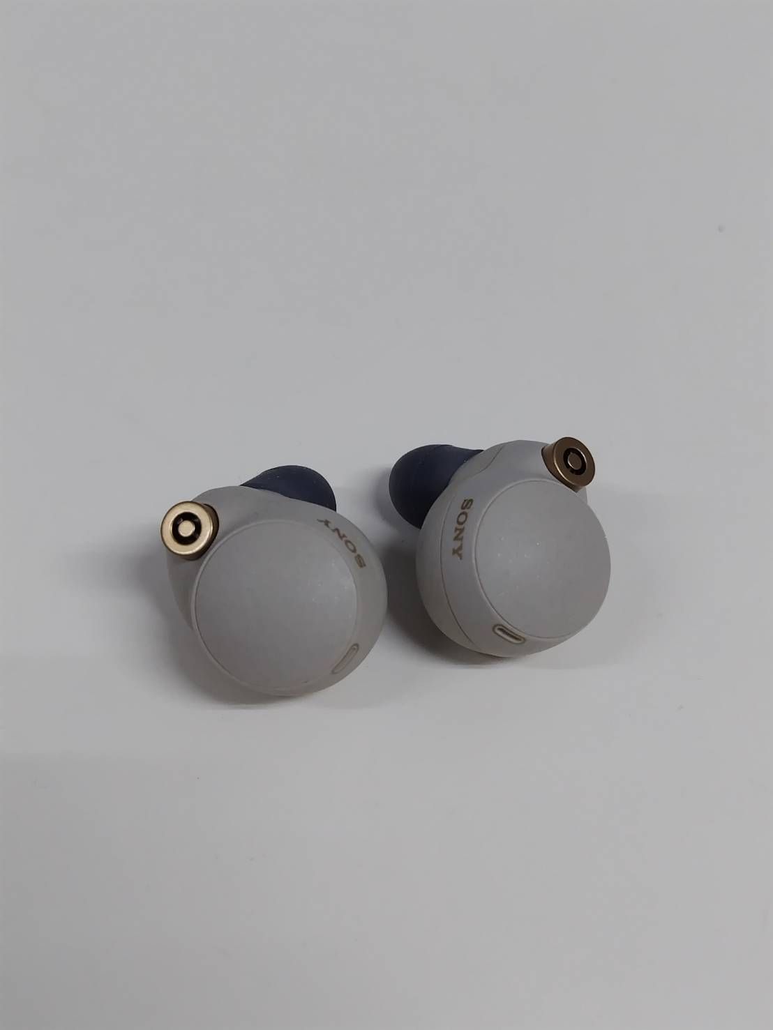 ジャンク】SONY WF-1000XM4/YY2948/ワイヤレスイヤホン/プラチナ