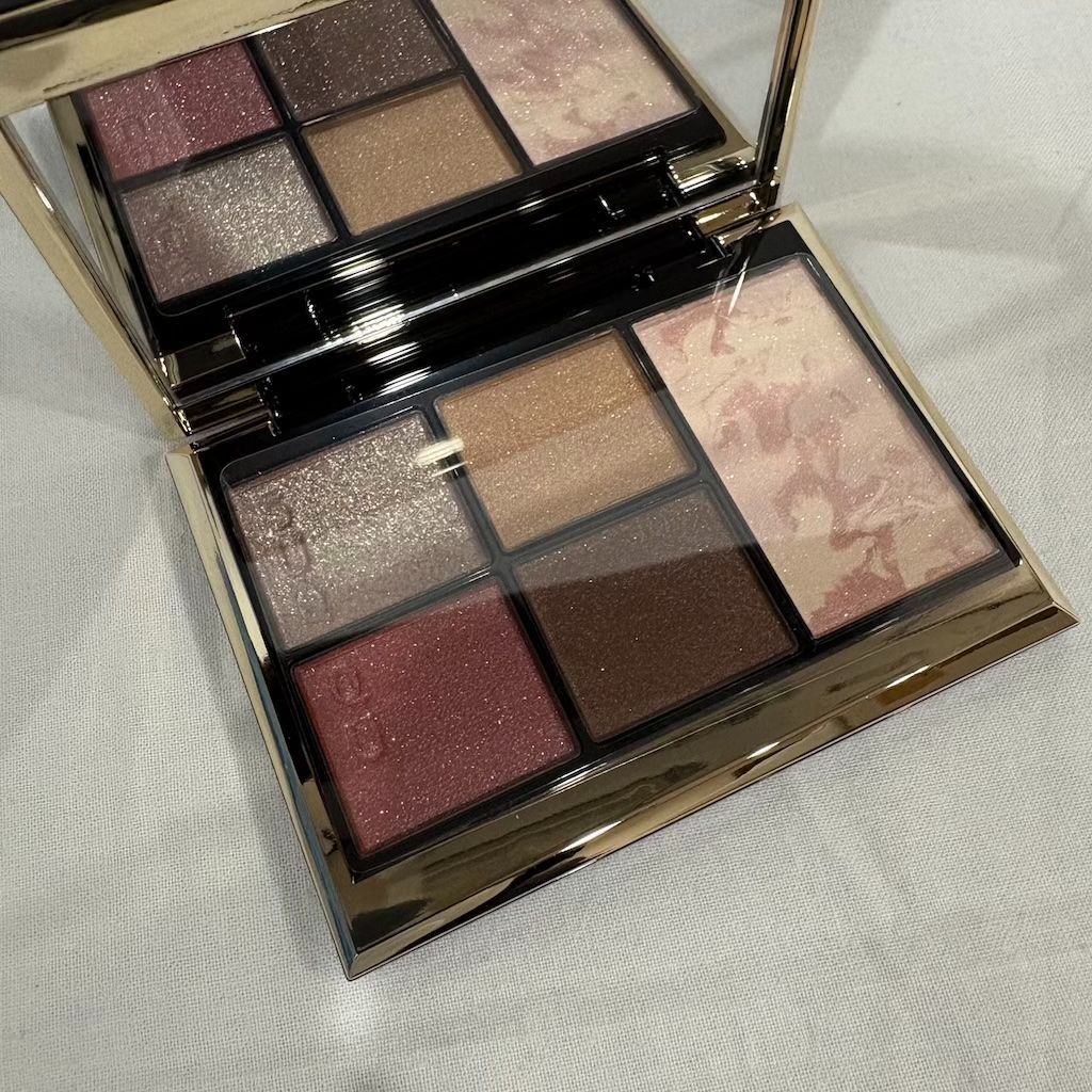 新品未使用 SUQQU スック アイ＆ フェイス コンパクト 102 暖灯