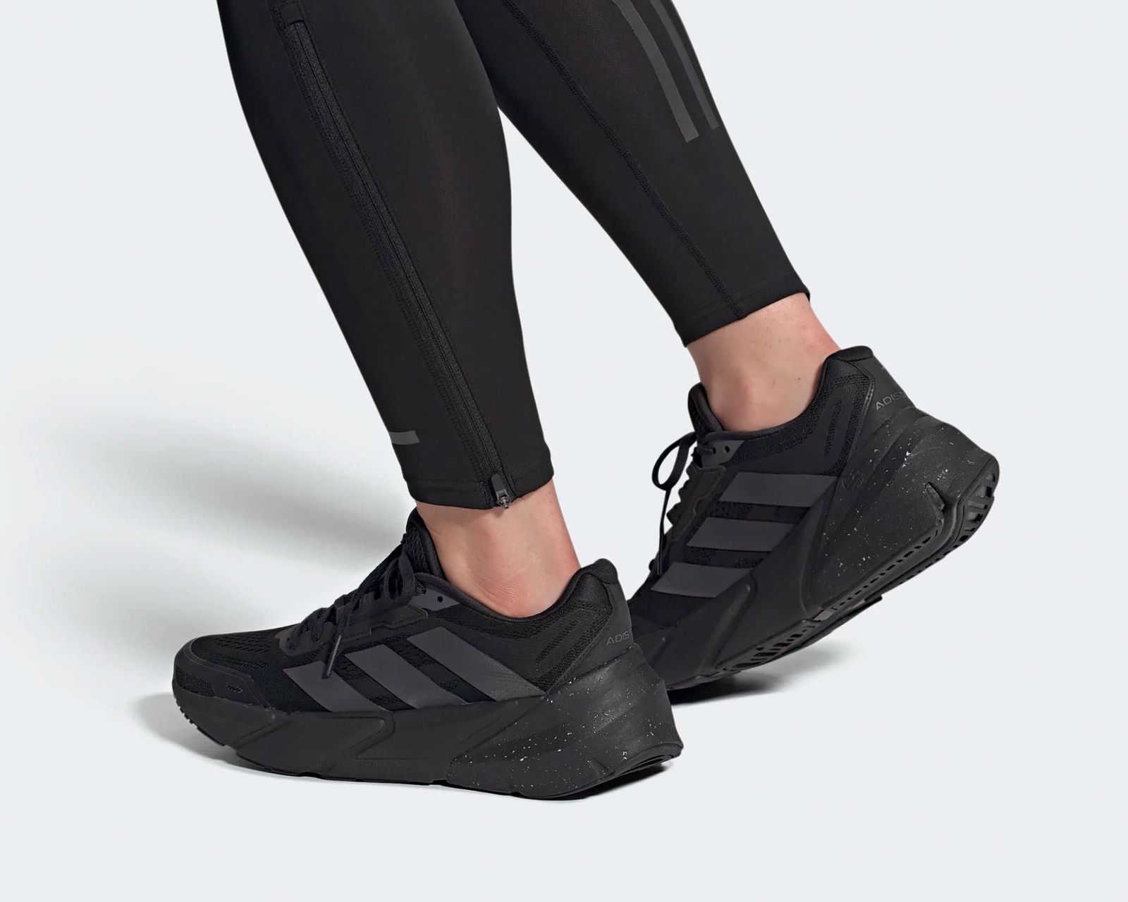 アディダス ランニングシューズ ADISTAR 1 M メンズ コアブラック グレーシックス フットウェアホワイト GY 1687 26 5 cm