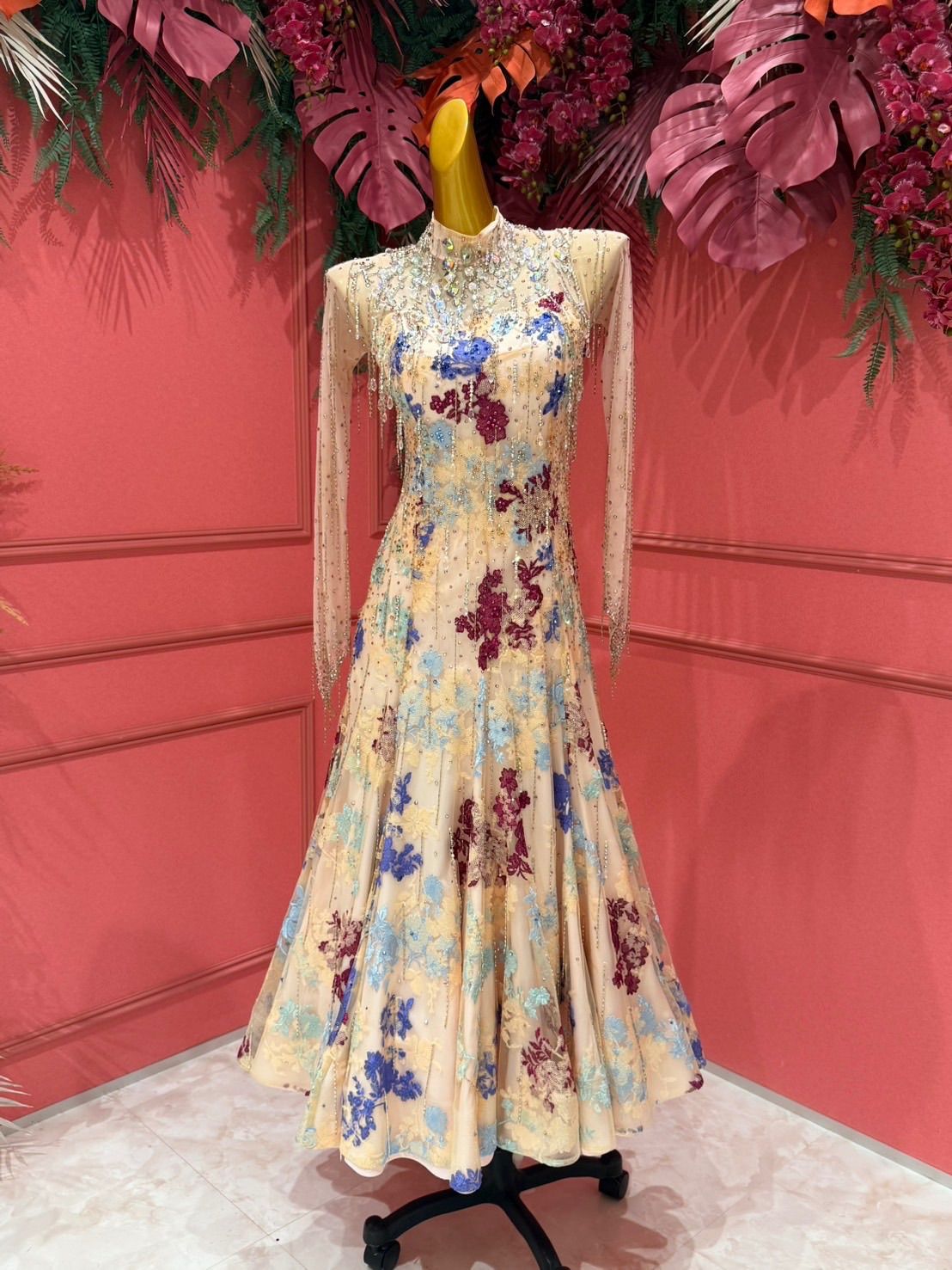 社交ダンス gentil ジャンティ スモーキーピンク サイズM チサキウガ ドレス