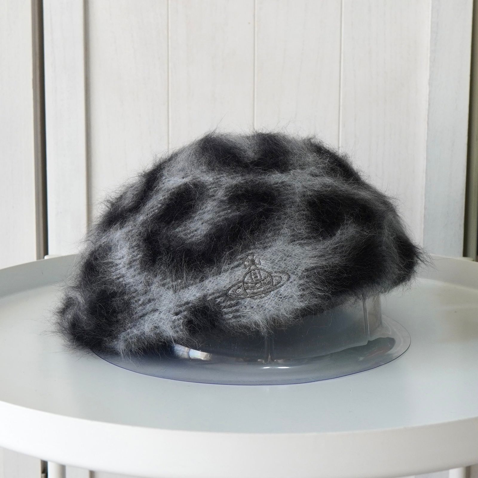 ヴィヴィアン ウエストウッド オーブ ヒョウ柄 アンゴラ モヘア ベレー帽 グレー