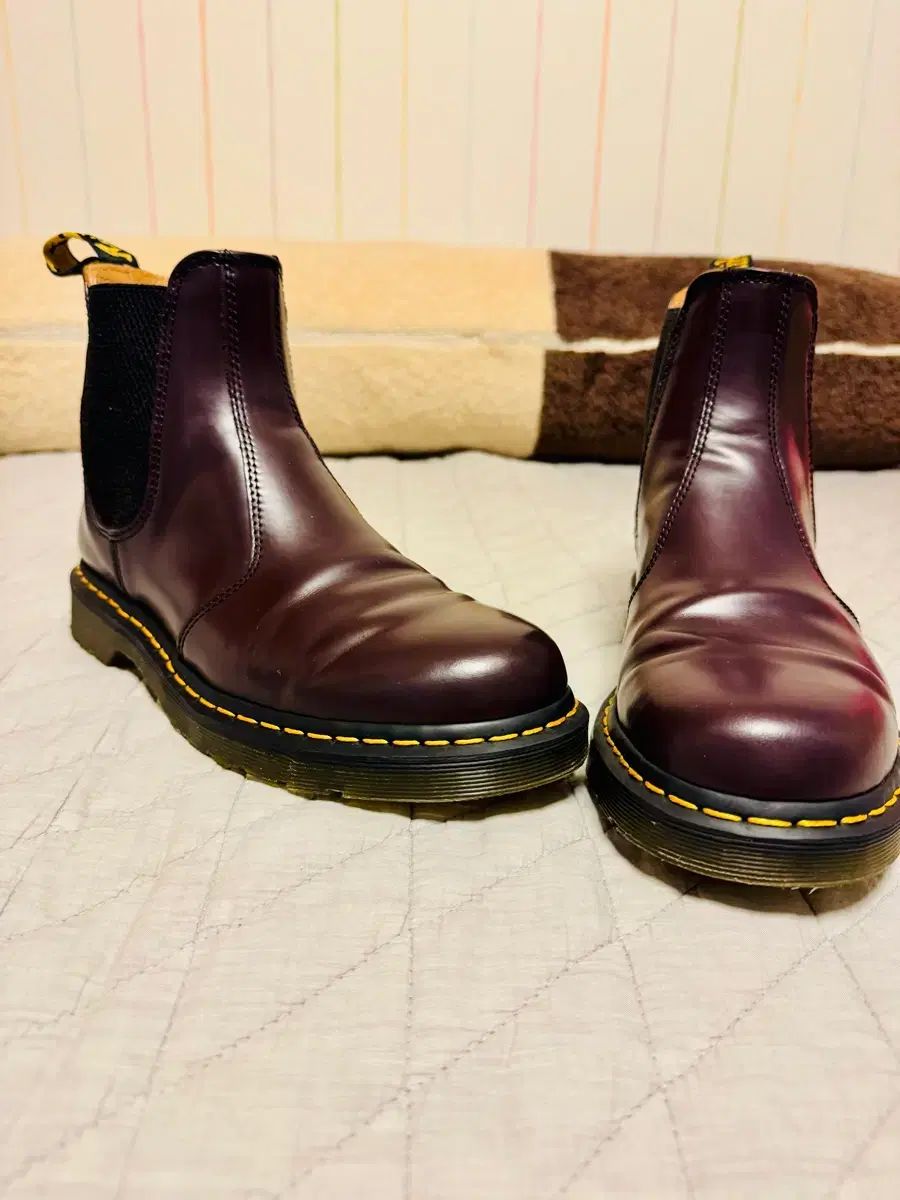 DR MARTENS ドクターマーチン チェルシー ブーツ バーガンディ