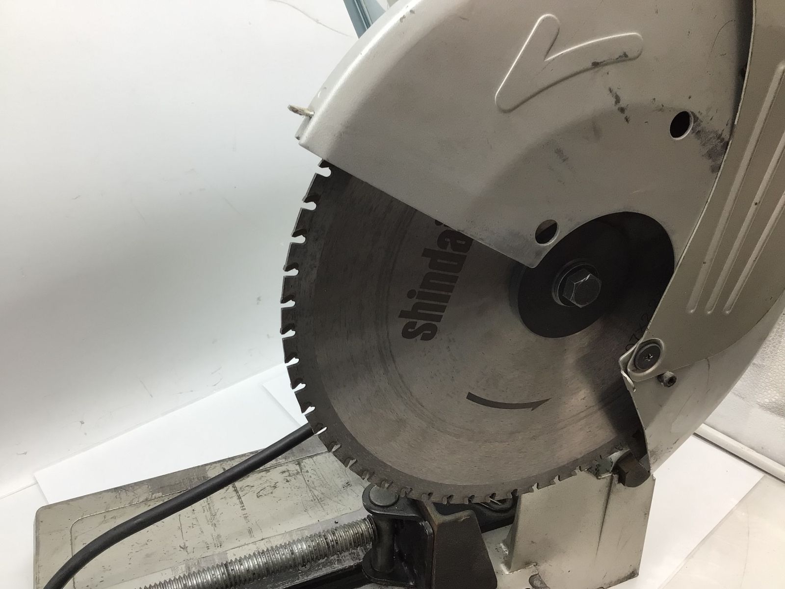 チップソー切断機