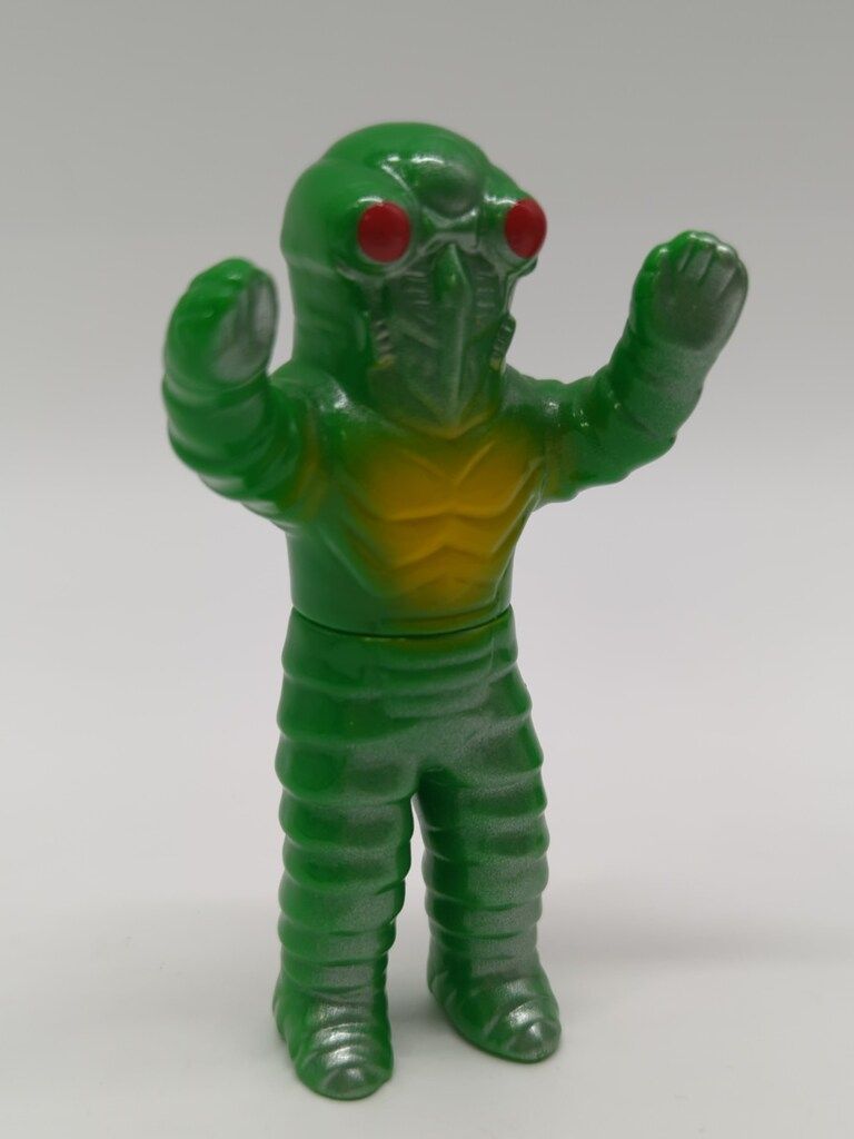 M 1号 世紀の大怪獣ウルトラQウルトラマン セミ人間ミニサイズ 緑成型|黄|銀塗装|赤目