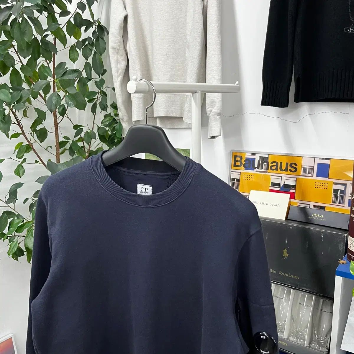 C.P. COMPANY シーピーカンパニー レンズワッペン スウェット XL