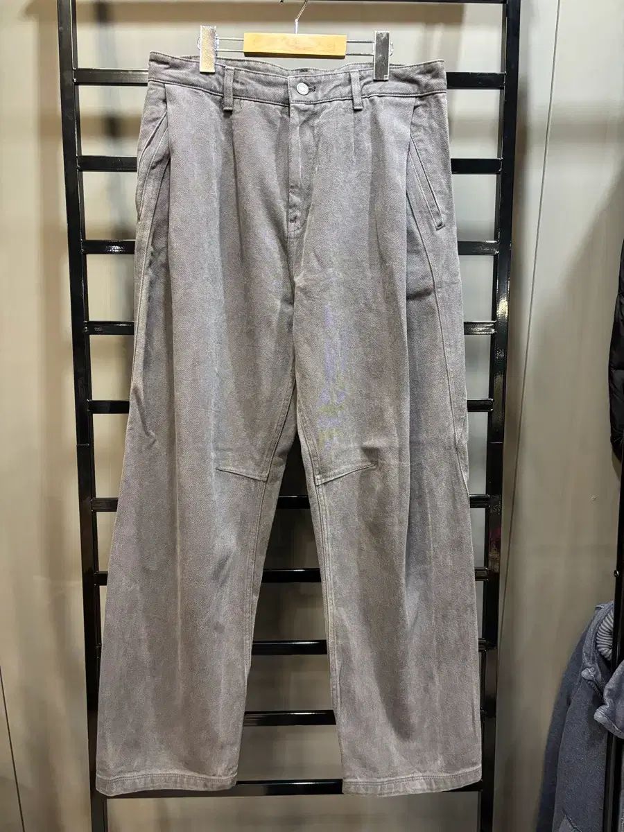 (32) クアー ディープ プリーツ カーブ パンツ 4 5