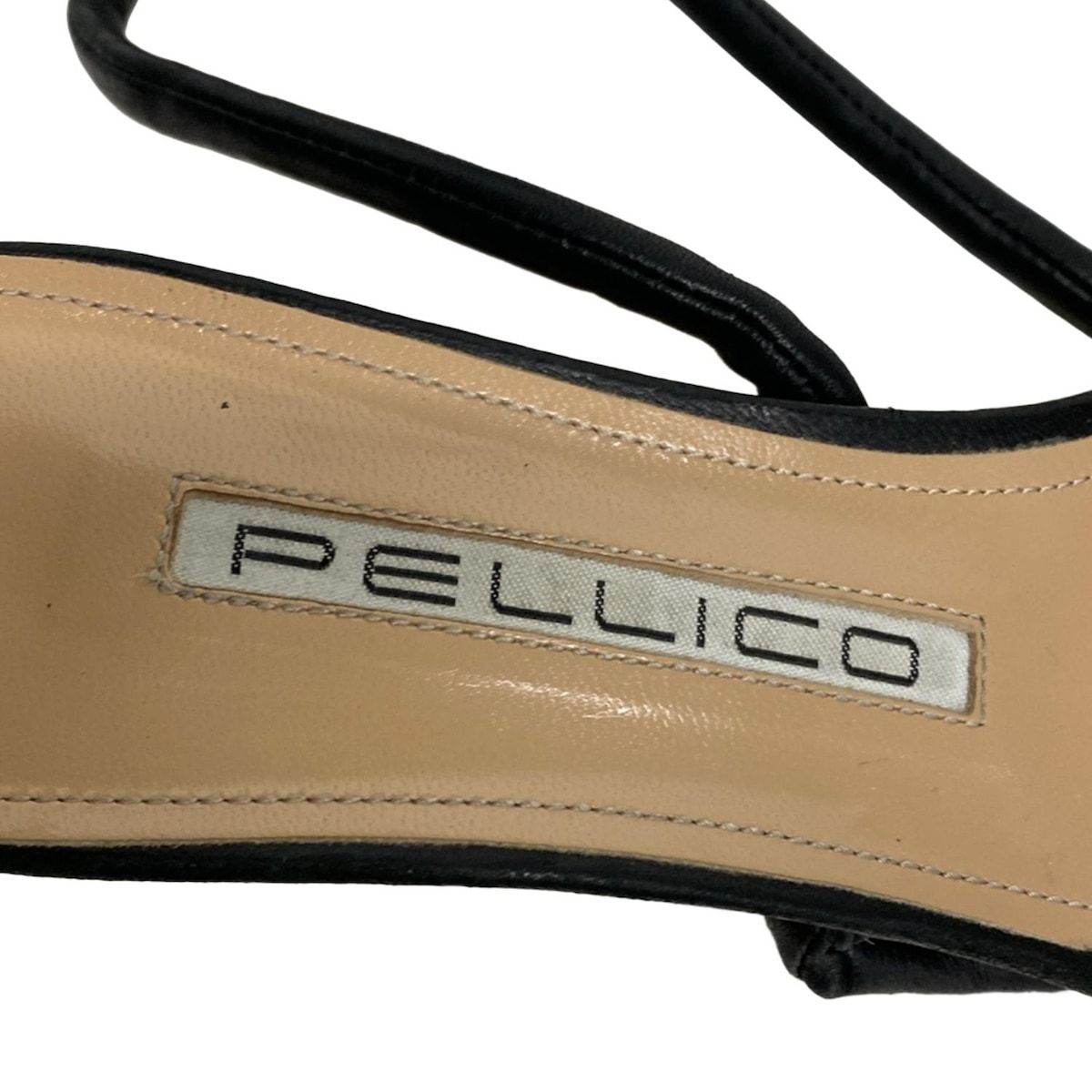 よ*う様 新品未使用　PELLICO(ペリーコ)　黒レザー×ベージュ麻のサンダル よ*う様 新品未使用 PELLICO(ペリーコ) 黒レザー×ベージュ麻のサンダル