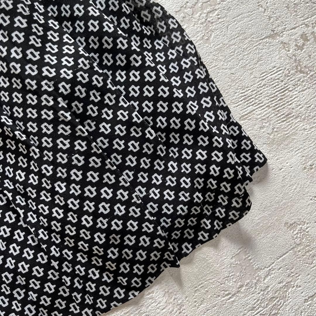 昭和レトロ幾何学パターン柄長袖ロングワンピース 黒