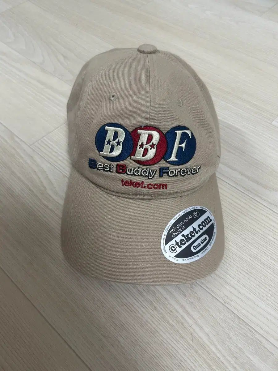 テケット ベージュ 帽子