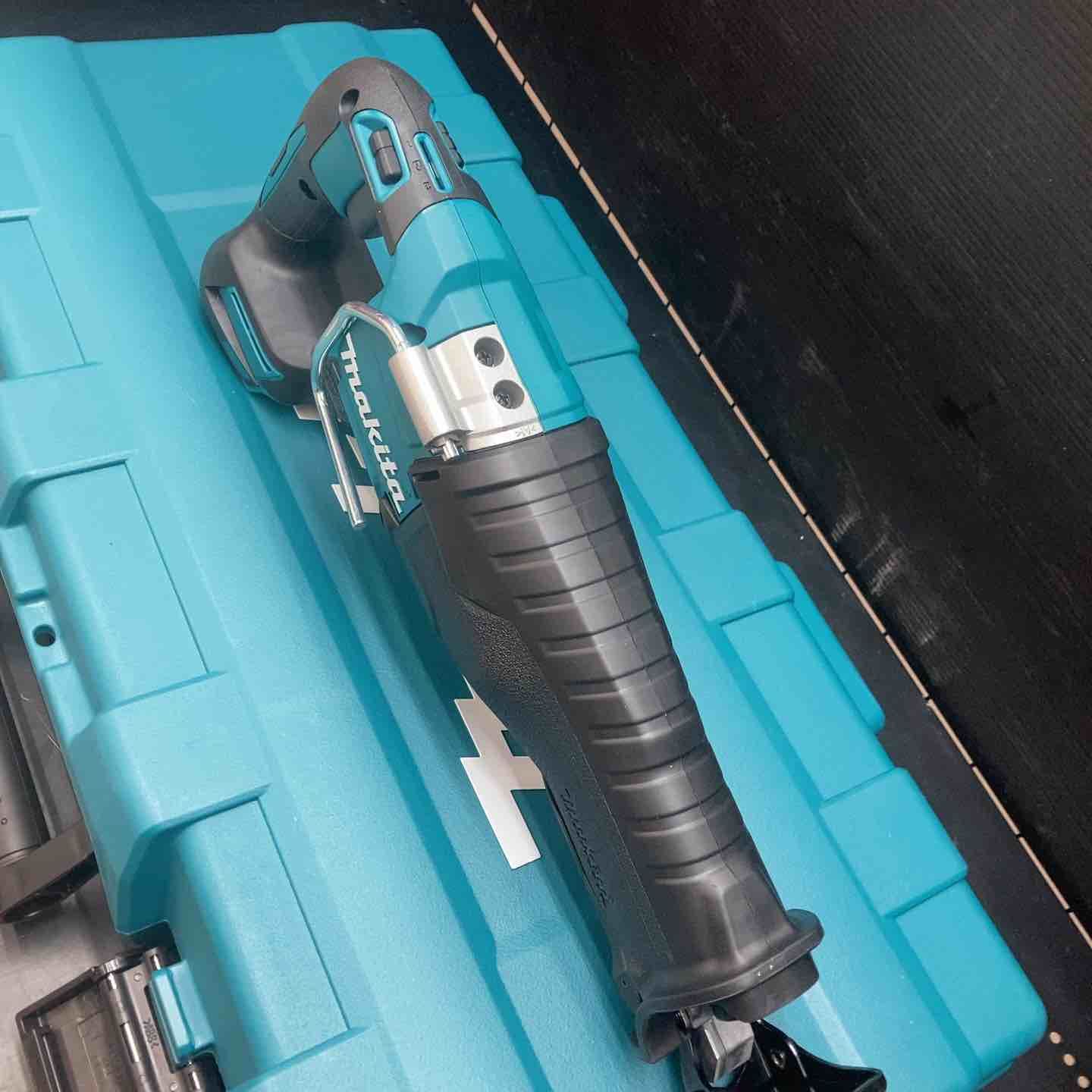 マキタ makita