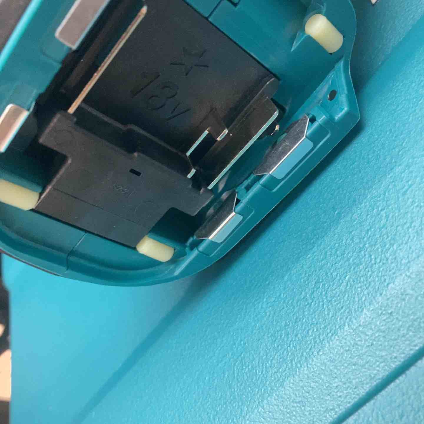  店頭 マキタ makita コードレスレシプロソー レシプロソー 切断工具 切断機