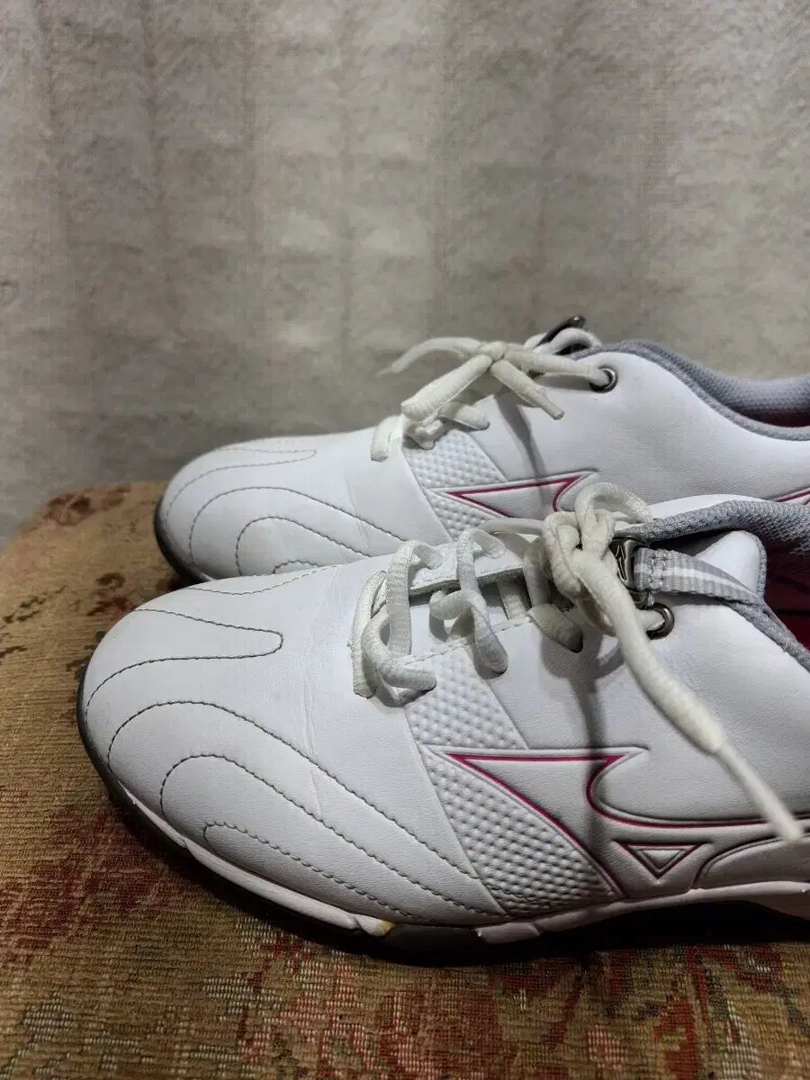 ゴルフシューズ