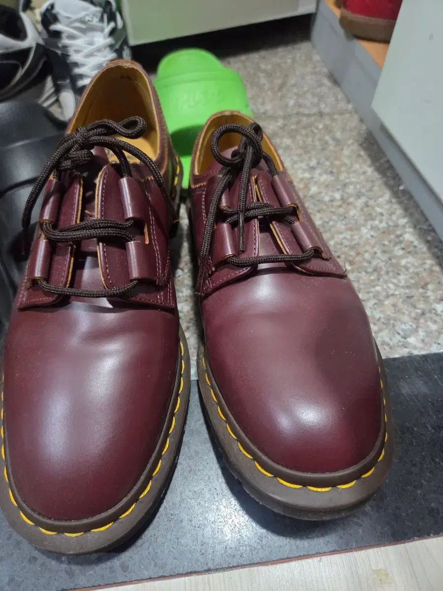 DR. MARTENS バーガンディ 42