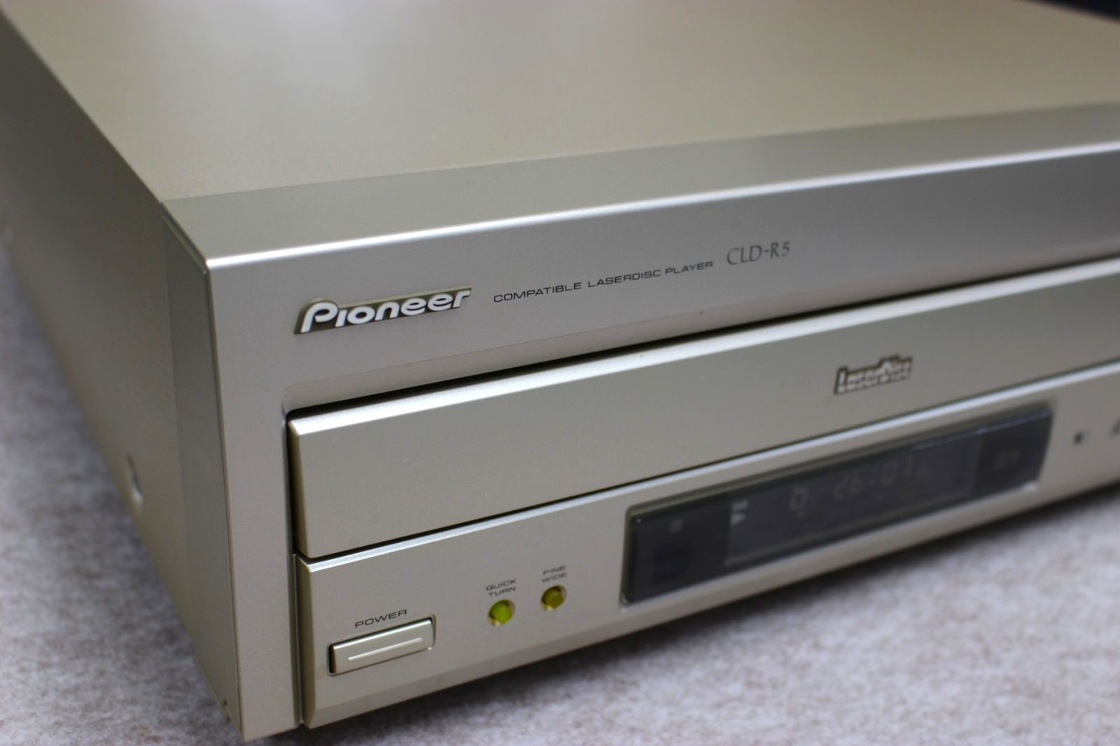 PIONNER CD LDコンパチブルレーザーディスクプレーヤーCLD R 5