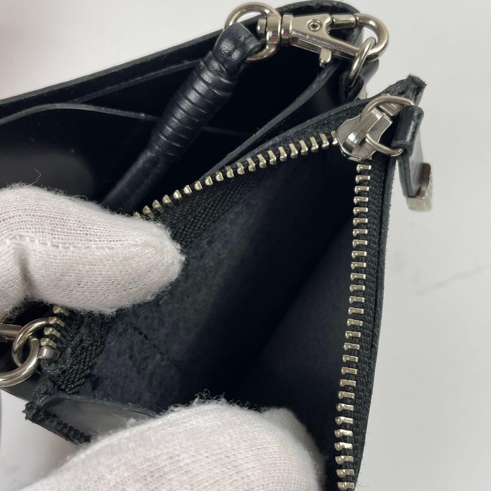 TOGA PULLA トーガプルラ / レザーショルダーウォレット 箱付 ブラック