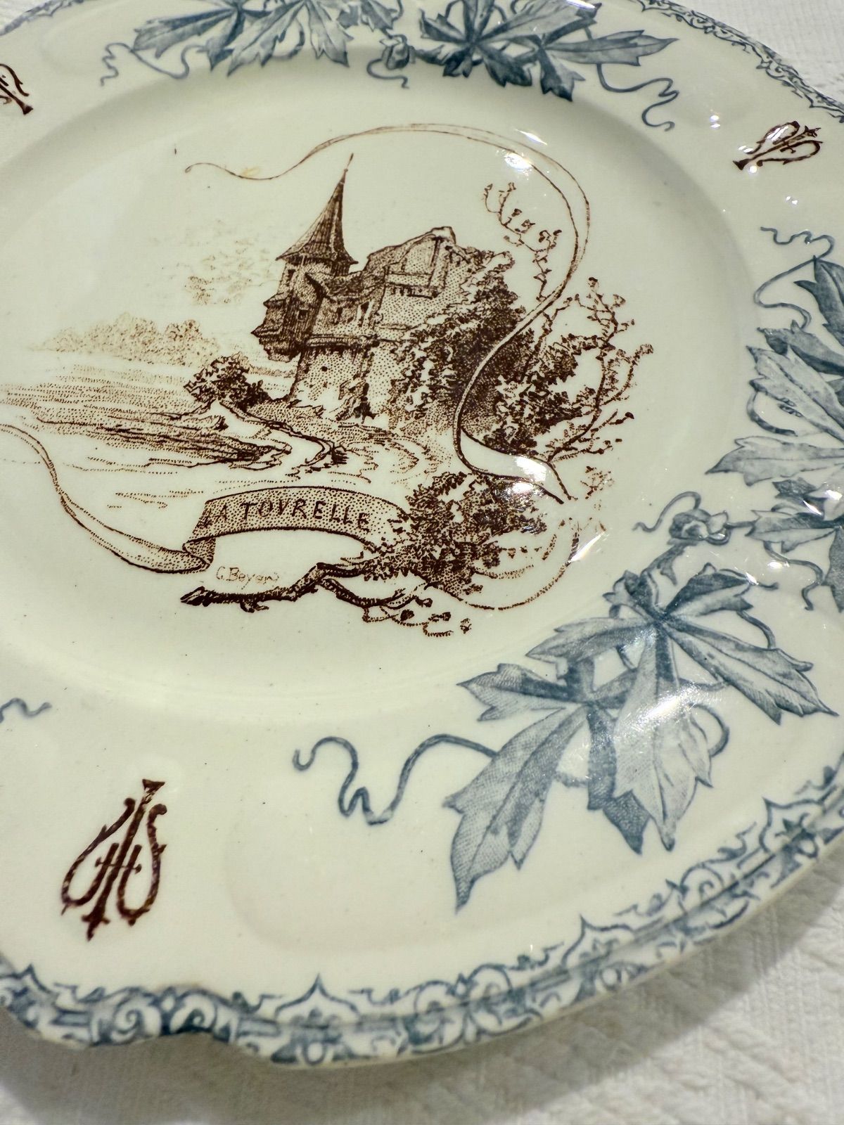 ショワジールロワ ディナープレート LOUIS XIII（ルイ13世） Choisy le roi ショワジールロワ ルイ13世 ディナープレート フランス