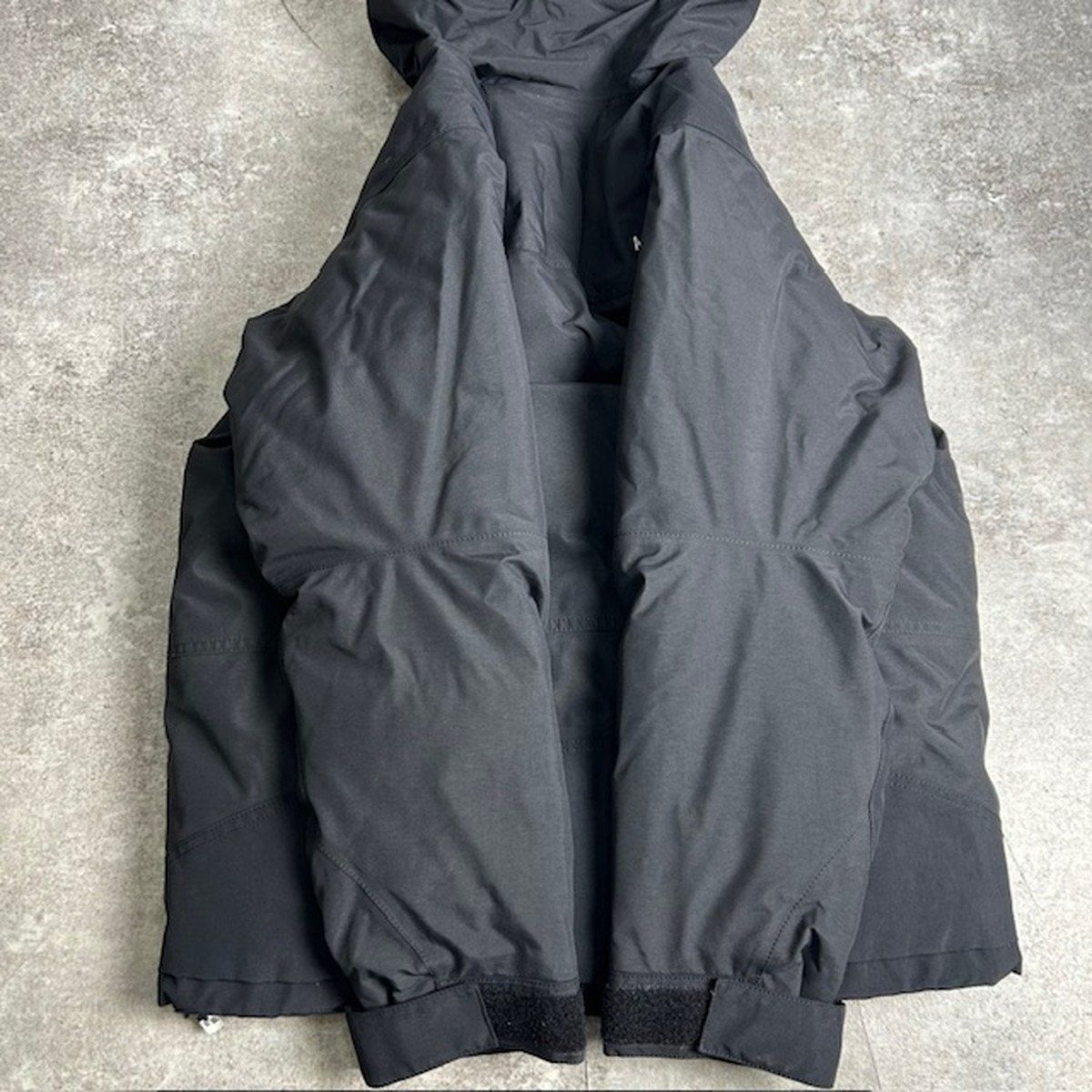 THE NORTH FACE ザノースフェイス ND91930 MOUNTAIN DOWN JACKET 