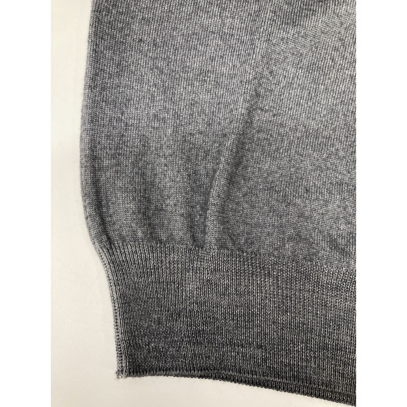 Cruciani クルチアーニ ｸﾞﾚｰ ｳｰﾙ 長袖ﾆｯﾄ 48 - メルカリ