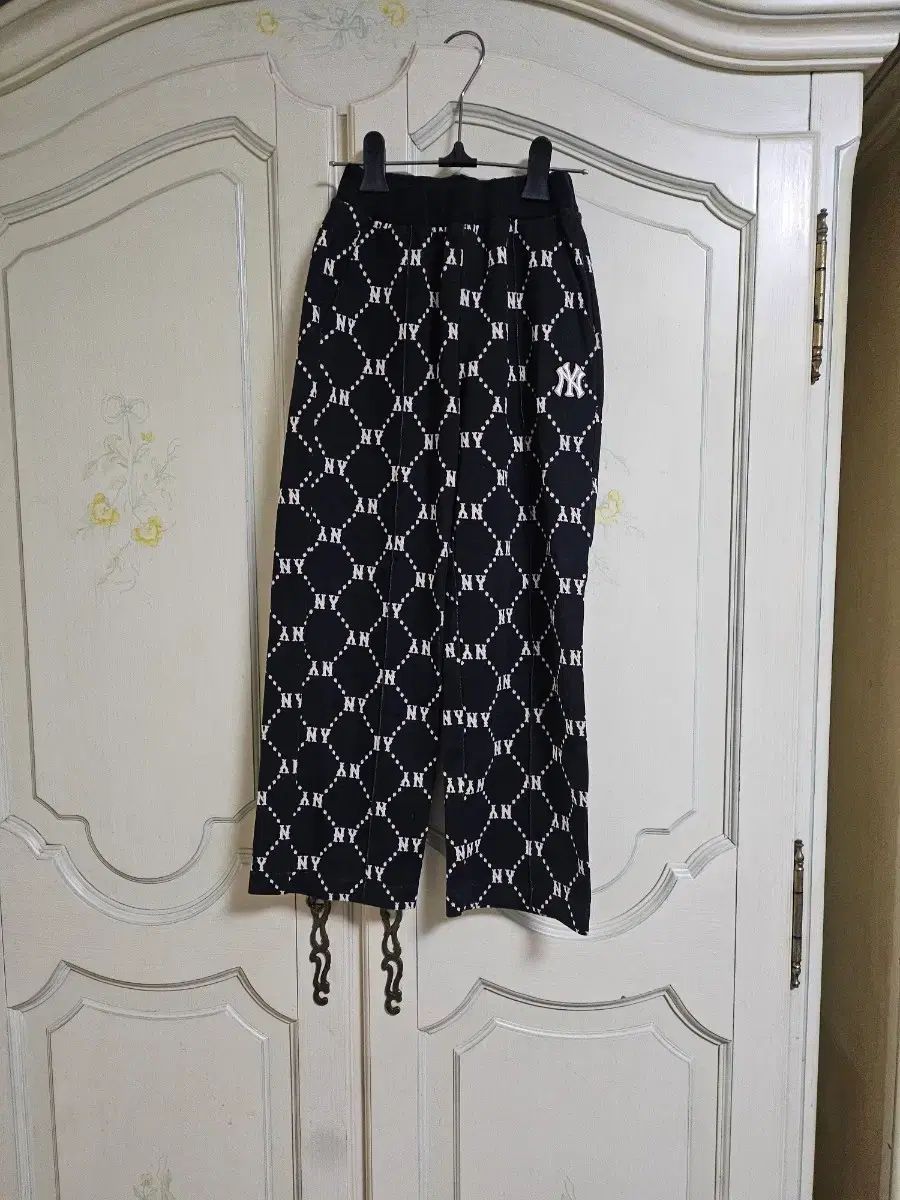 MLB キッズ ダイア モノグラム パンツ 145