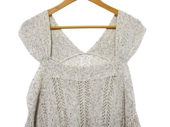 センソユニコ レース編み刺繍のノースリーブニットチュニック 重ね着用 ライトベージュ系 Mサイズ38 秋冬春用 管理番号 -251208-20-3 510