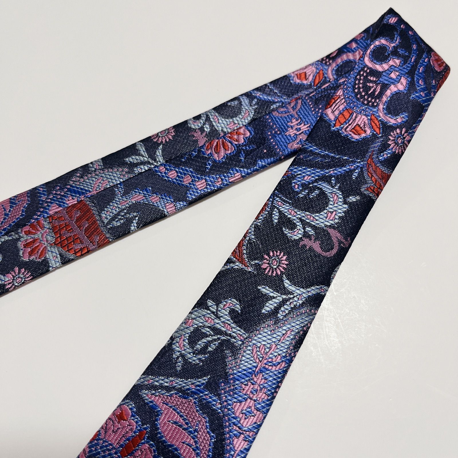 美品 エトロ ネクタイ ハイブランド ペイズリー柄 光沢 ジャガード織り