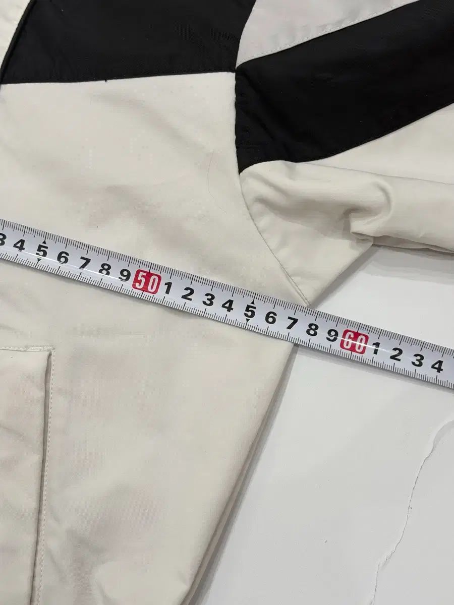 【未使用に近い】ヒツジのいらない枕 -至極- フィラ オーバーサイズ イタリア ウィンドブレーカー