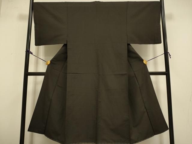 平和屋着物 男性 紬 濃い焦茶色 正絹 du